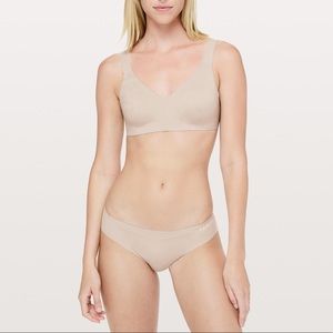 Lululemon NEW Like Nothing Bra Nude 32A